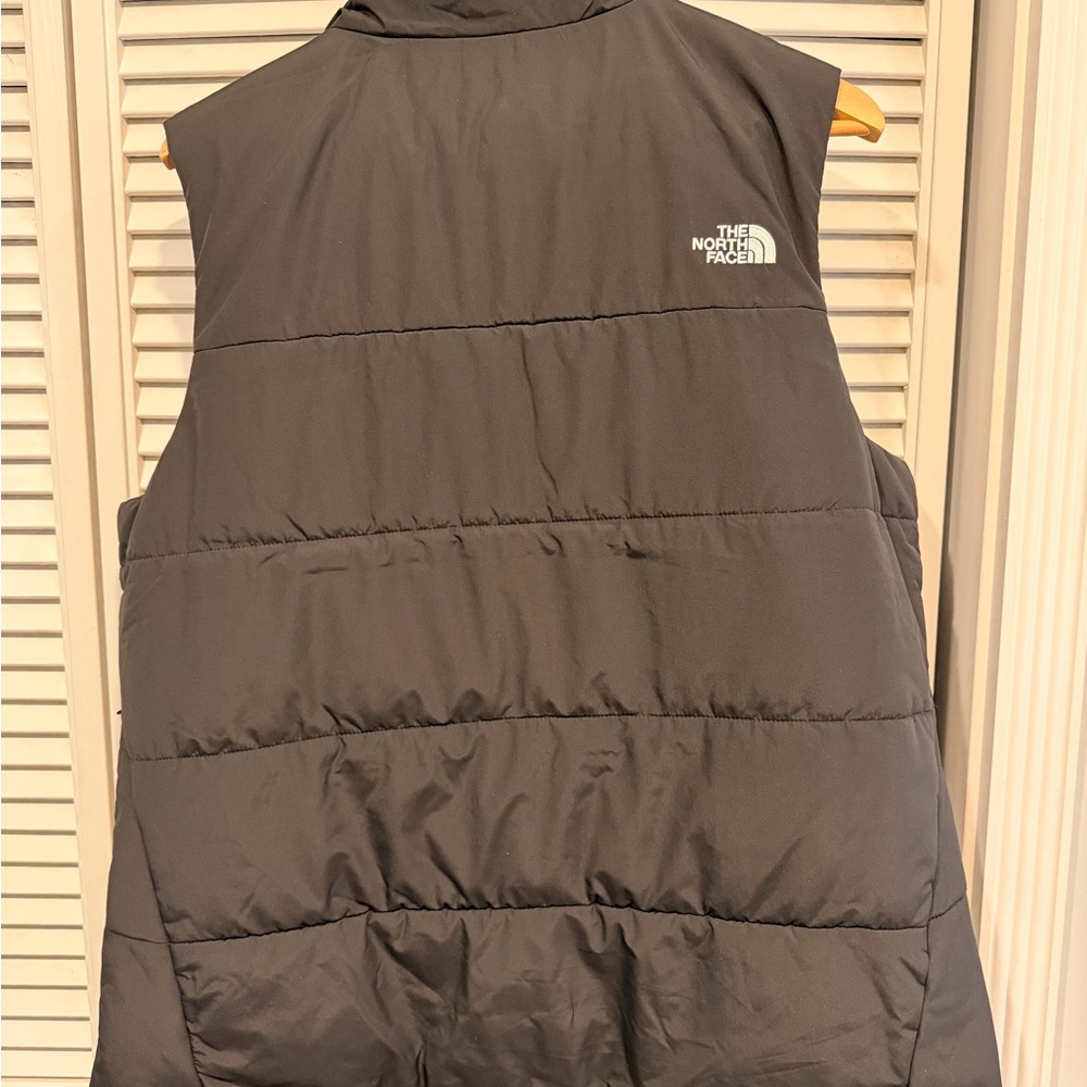 NWT The North Face Classic Black Puffer Vest